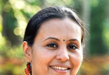 கேரளாவில் கலக்கும் “அம்மையும் குஞ்சும்” – பெண் எம்.எல்.ஏ.வுக்கு குவியும் பாராட்டு!