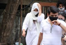 சுஷாந்த் சிங் ராஜ்புட் உடலை காண வந்த தோழி!