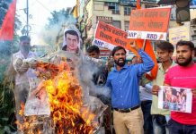 சல்மான் கானுக்கு எதிராக போராட்டத்தில் குதித்த சுஷாந்த் ரசிகர்கள்