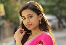 ро╕рпНро░рпАродро┐ро╡рпНропро╛ рокрпБроХрпИрокрпНрокроЯроЩрпНроХро│рпН