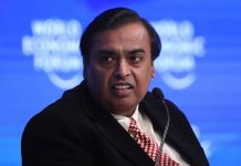 роЙро▓роХро┐ройрпН рокрогроХрпНроХро╛ро░ро░рпНроХро│рпН рокроЯрпНроЯро┐ропро▓ро┐ро▓рпН роЕроорпНрокро╛ройро┐ роорпАрогрпНроЯрпБроорпН рокро┐ройрпНройроЯрпИро╡рпБ..!