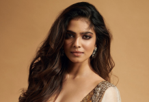 என்னது நான் 2-வது ஹீரோயினா? – கடுப்பான மாளவிகா மோகனன்!