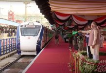 роЪрпЖройрпНройрпИ – роХрпЛро╡рпИ ро╡роирпНродрпЗ рокро╛ро░родрпН ро░ропро┐ро▓рпН роЪрпЗро╡рпИ – рокро┐ро░родрооро░рпН роорпЛроЯро┐ роХрпКроЯро┐ропроЪрпИродрпНродрпБ родрпБро╡роХрпНроХро┐ ро╡рпИрокрпНрокрпБ