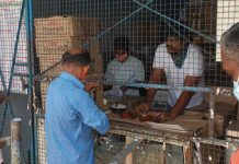 родрооро┐ро┤роХродрпНродро┐ро▓рпН 500 роЯро╛ро╕рпНрооро╛роХрпН роХроЯрпИроХро│рпН роорпВроЯро▓рпН!