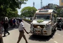 விஜய் ஆண்டனி மகளின் இறுதி ஊர்வலம் – கலங்க வைக்கும் இறுதி நிமிடங்கள்